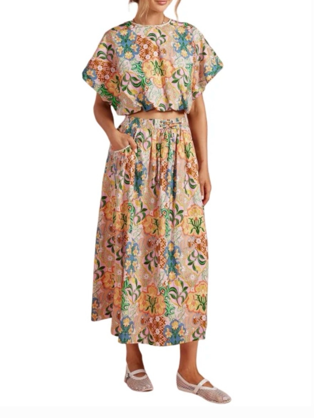 Strut and Bolt Multi Flower Printed Set - like new